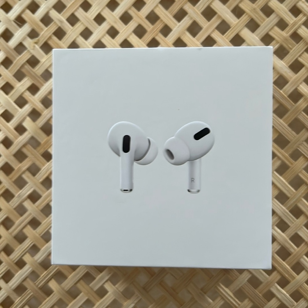Apple AirPods Pro (1st Generation)